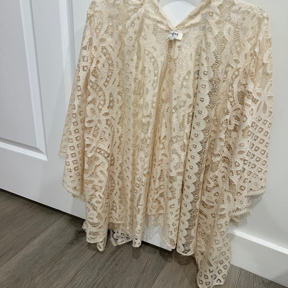 Umgee Cream Kimono